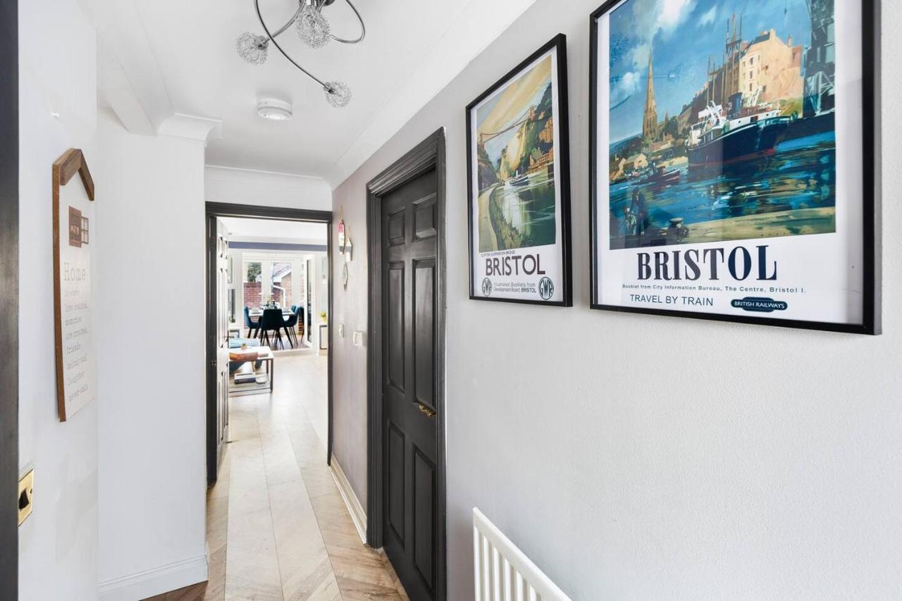 Appartamento Sleek Stylish House 2 Parking - Hot Tub & Arcade Bristol