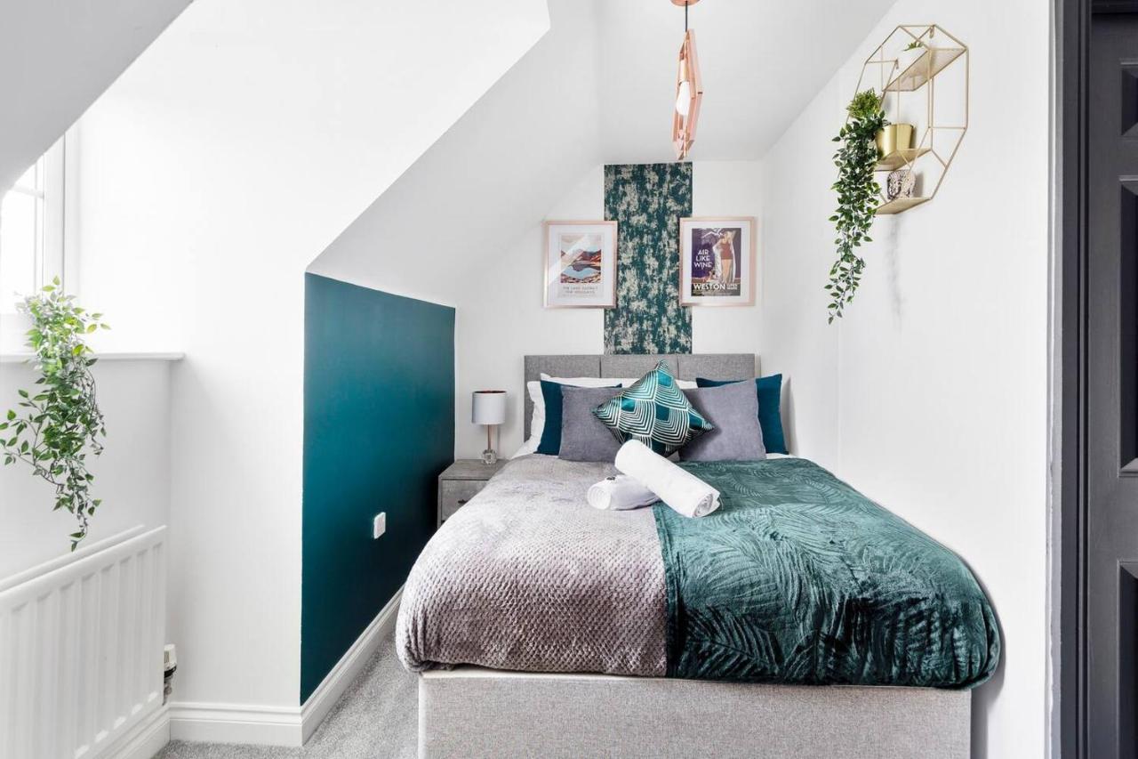 Appartamento Sleek Stylish House 2 Parking - Hot Tub & Arcade Bristol